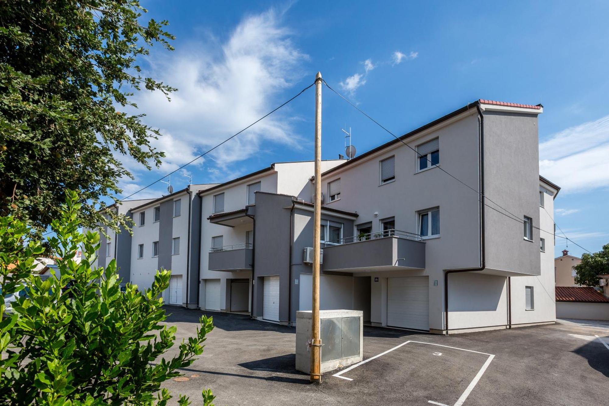 Lux Apartment Medulin Istria Exterior foto